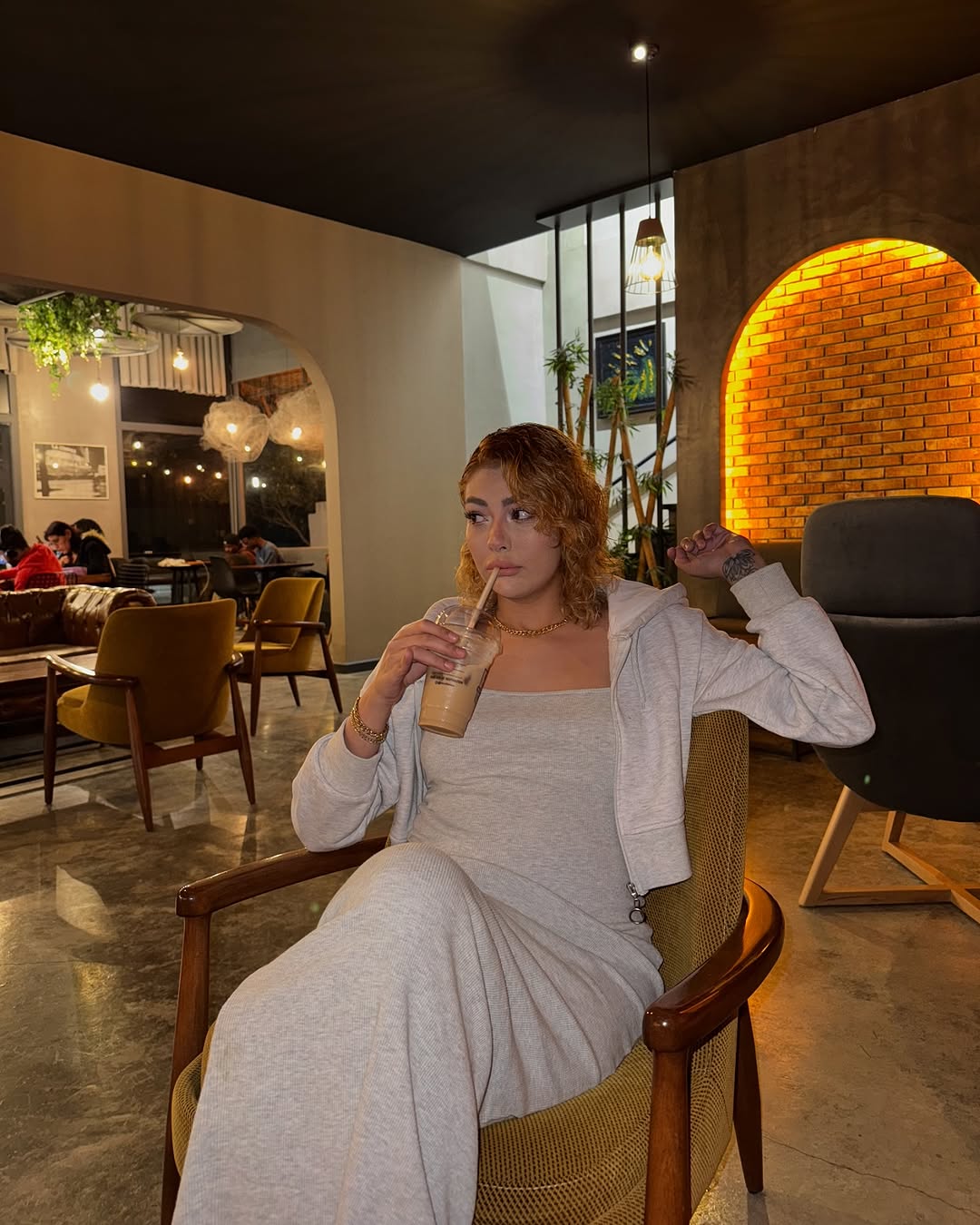 بیوگرافی نازنین عشق ابدی