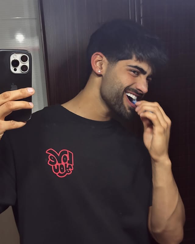 بیوگرافی احسان عشق ابدی 12 اینستاگرام احسان عشق ابدی