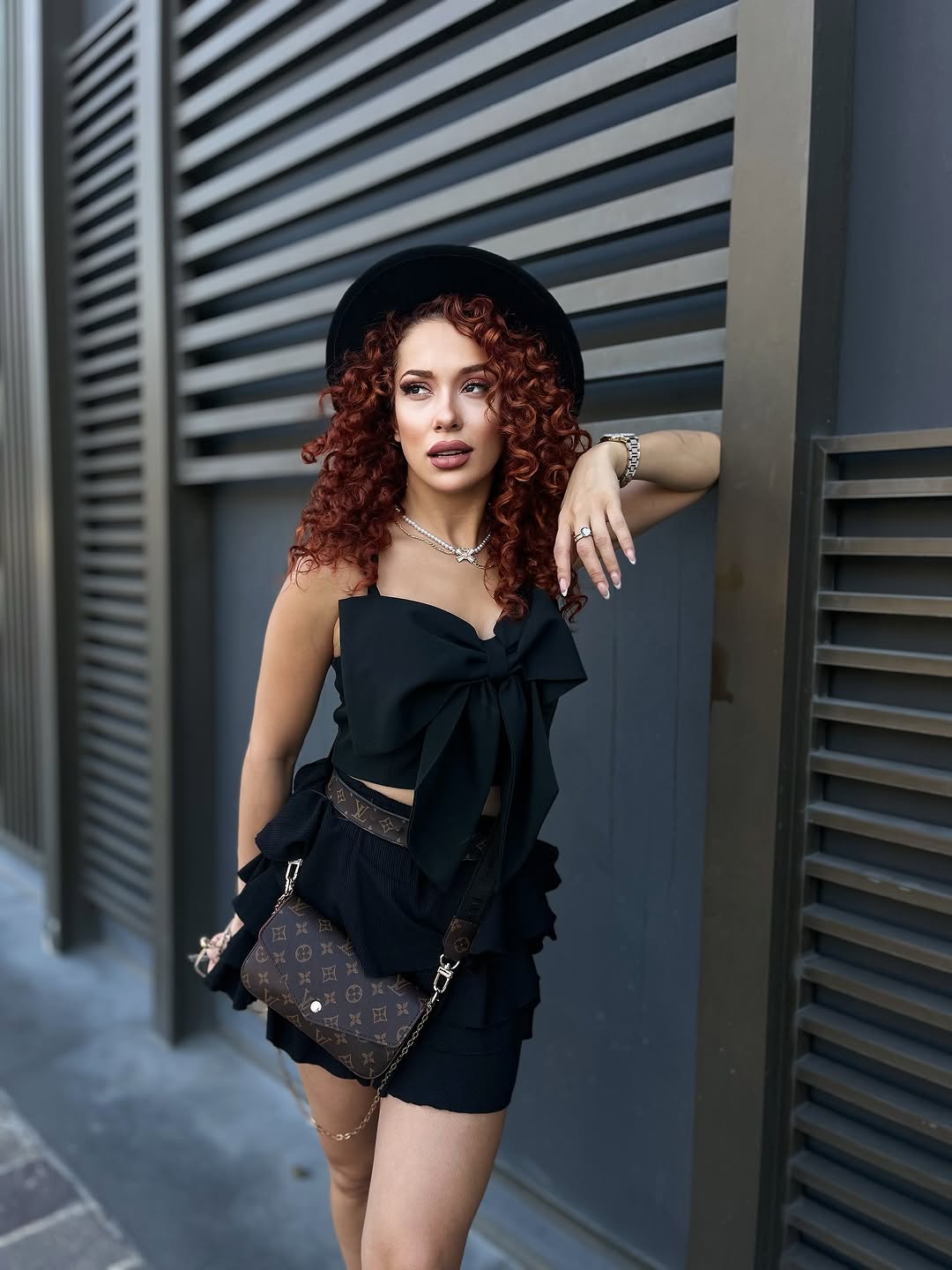 بیوگرافی یلدا عشق ابدی